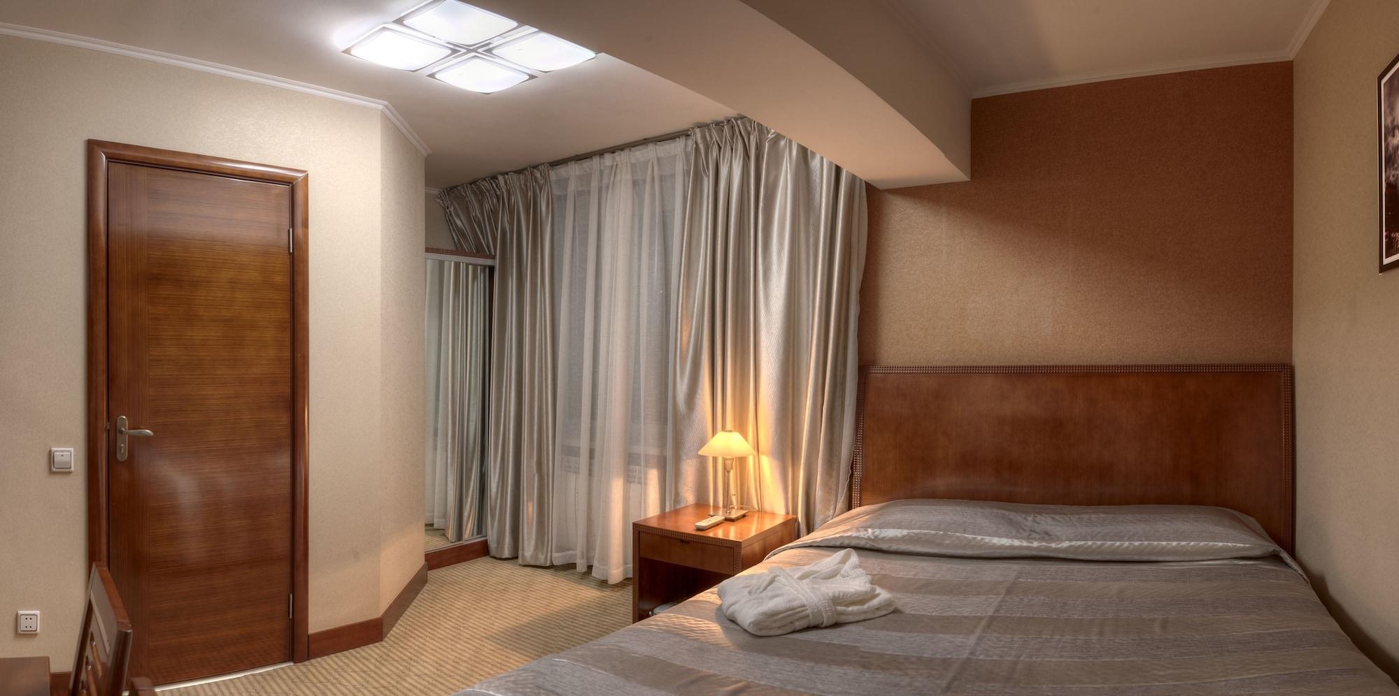 Voyage Hotel Almaty Luaran gambar