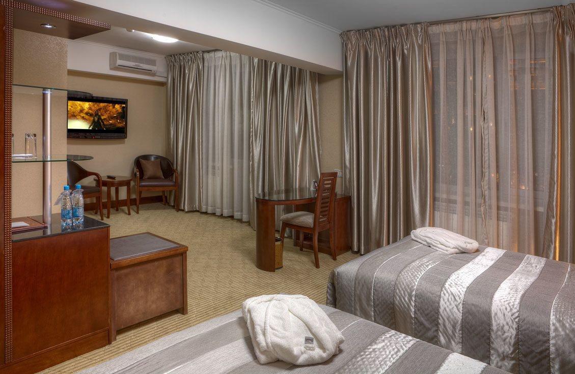 Voyage Hotel Almaty Luaran gambar