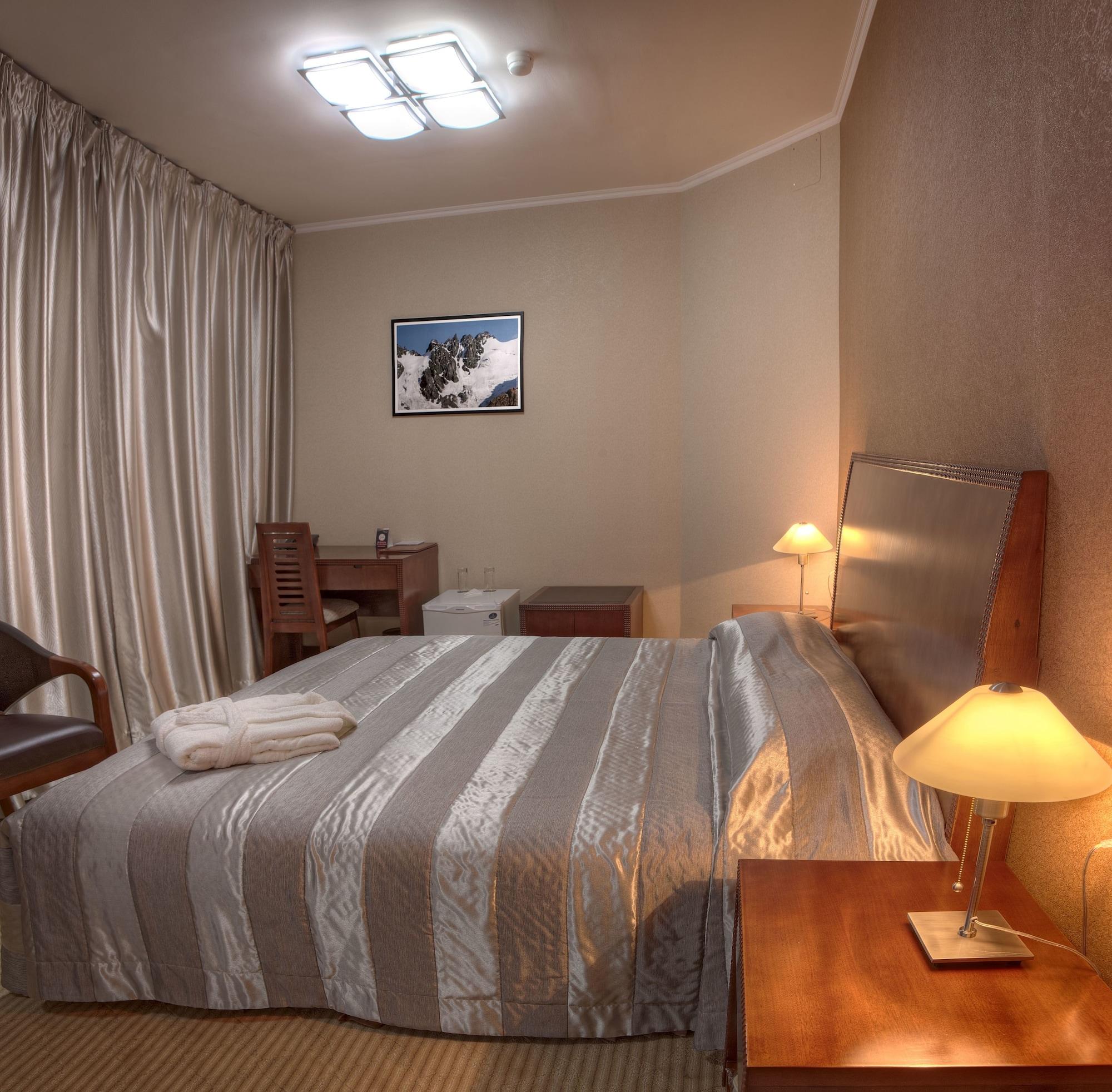 Voyage Hotel Almaty Bilik gambar