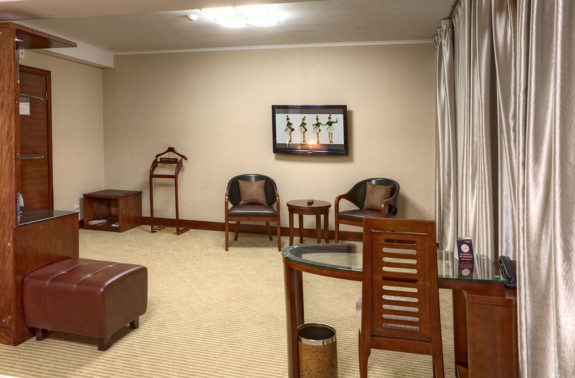 Voyage Hotel Almaty Luaran gambar